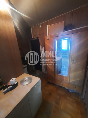 Продам однокомнатную (1-комн.) квартиру, Осенний б-р, 12к10, Москва г