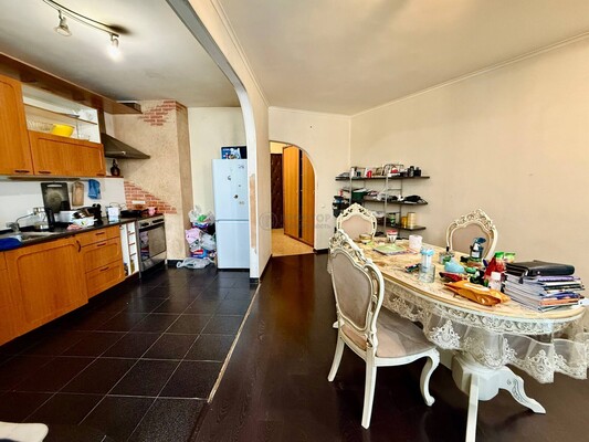 Продам двухкомнатную (2-комн.) квартиру, Люблинская ул, 169, Москва г