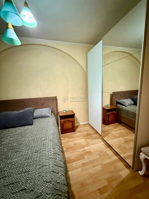 Продам двухкомнатную (2-комн.) квартиру, Люблинская ул, 169, Москва г