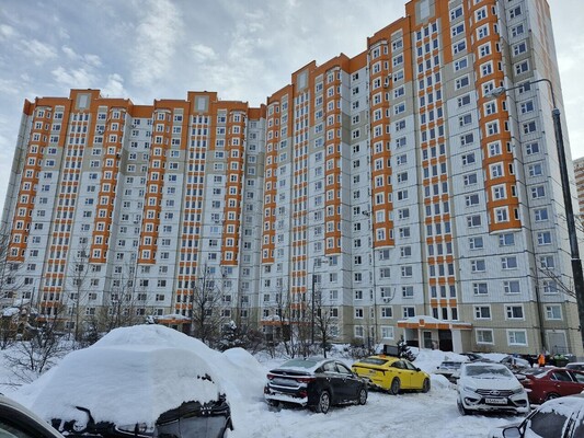 Продам трехкомнатную (3-комн.) квартиру, Липчанского ул, 9, Москва г