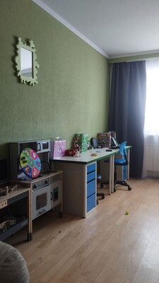 Продам однокомнатную (1-комн.) квартиру, Беловежская ул, 17к2, Москва г