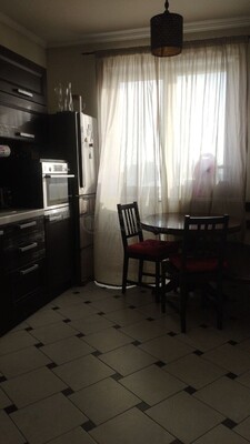 Продам двухкомнатную (2-комн.) квартиру, Беловежская ул, 17к2, Москва г