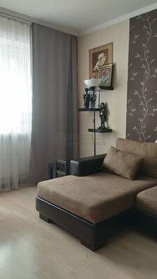 Продам двухкомнатную (2-комн.) квартиру, Беловежская ул, 17к2, Москва г