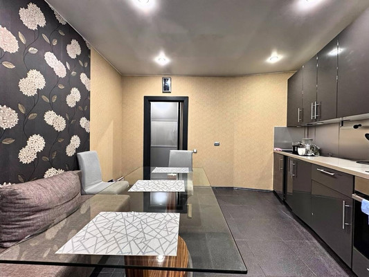 Продам однокомнатную (1-комн.) квартиру, Полтавский проезд, 2, Санкт-Петербург г