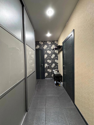 Продам однокомнатную (1-комн.) квартиру, Полтавский проезд, 2, Санкт-Петербург г