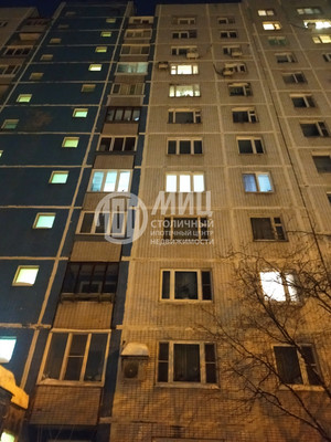 Продам трехкомнатную (3-комн.) квартиру, Инициативная ул, 7к2, Москва г