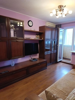 Продам трехкомнатную (3-комн.) квартиру, Добровольского ул, 5, Ростов-на-Дону г