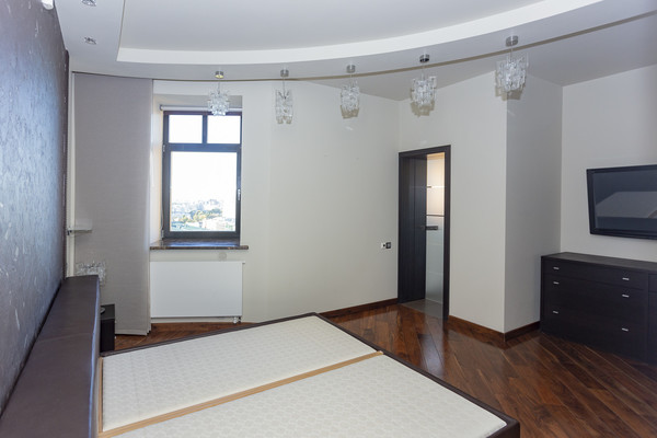 Продам многокомнатную квартиру, Крутицкая наб, 23, Москва г