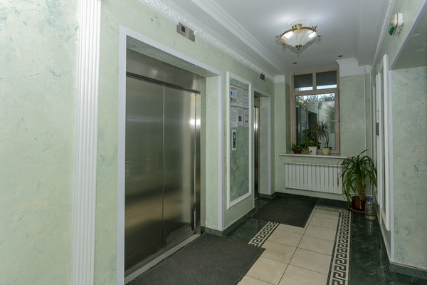 Продам многокомнатную квартиру, Крутицкая наб, 23, Москва г