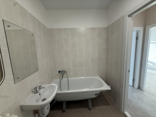 Продам двухкомнатную (2-комн.) квартиру, Камская ул, 8а, Кондратово д