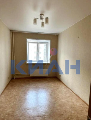 Продам двухкомнатную (2-комн.) квартиру, Норильская ул, 8а, Красноярск г