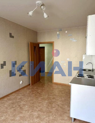 Продам двухкомнатную (2-комн.) квартиру, Норильская ул, 8а, Красноярск г