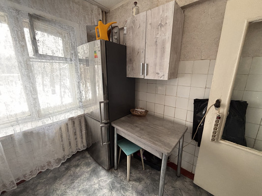 Продам двухкомнатную (2-комн.) квартиру, Докучаева ул, 17, Брянск г