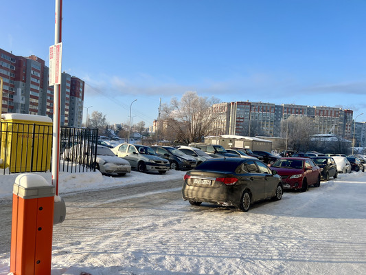 Продам однокомнатную (1-комн.) квартиру, Парковый пр-кт, 1, Рязань г