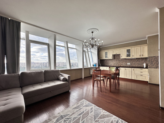 Продам двухкомнатную (2-комн.) квартиру, Хасанская ул, 10к2, Санкт-Петербург г