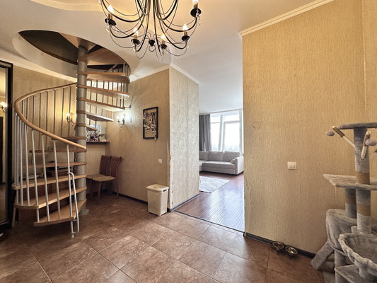 Продам двухкомнатную (2-комн.) квартиру, Хасанская ул, 10к2, Санкт-Петербург г