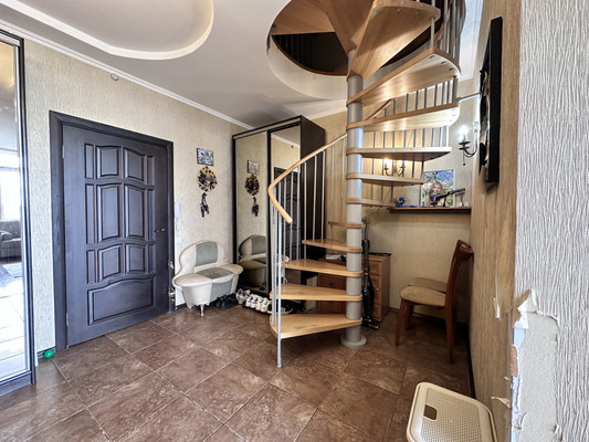 Продам двухкомнатную (2-комн.) квартиру, Хасанская ул, 10к2, Санкт-Петербург г