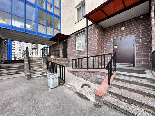 Продам двухкомнатную (2-комн.) квартиру, Хасанская ул, 10к2, Санкт-Петербург г