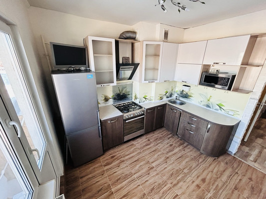 Продам двухкомнатную (2-комн.) квартиру, Ропшинское ш, 3к4, Петергоф г