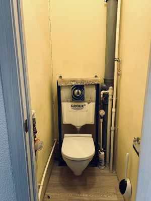 Продам двухкомнатную (2-комн.) квартиру, Ропшинское ш, 3к4, Петергоф г