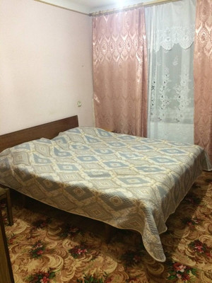 Продам двухкомнатную (2-комн.) квартиру, Южная ул, 38, Николаевка пгт