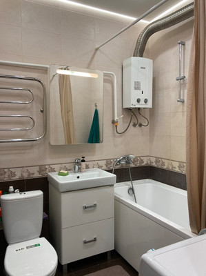 Продам трехкомнатную (3-комн.) квартиру, Ереванская ул, 25, Ростов-на-Дону г