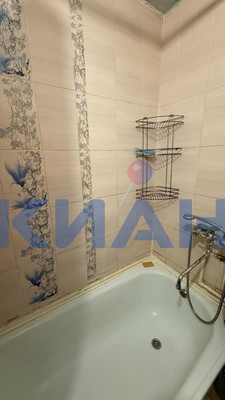 Продам трехкомнатную (3-комн.) квартиру, Попова ул, 16, Красноярск г