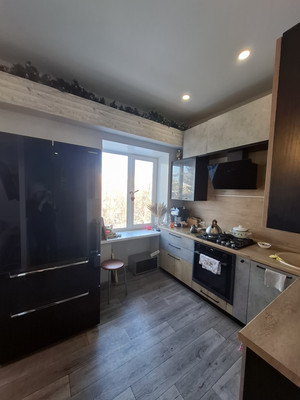 Продам трехкомнатную (3-комн.) квартиру, Ленина пр-кт, 10, Октябрьский г