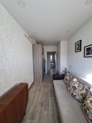 Продам трехкомнатную (3-комн.) квартиру, Ленина пр-кт, 10, Октябрьский г