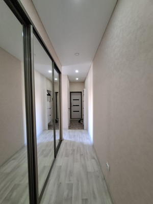 Продам трехкомнатную (3-комн.) квартиру, Ленина пр-кт, 10, Октябрьский г