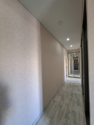 Продам трехкомнатную (3-комн.) квартиру, Ленина пр-кт, 10, Октябрьский г