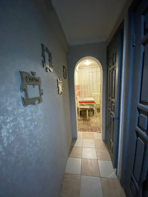 Продам двухкомнатную (2-комн.) квартиру, Амурская ул, 16, Красноярск г