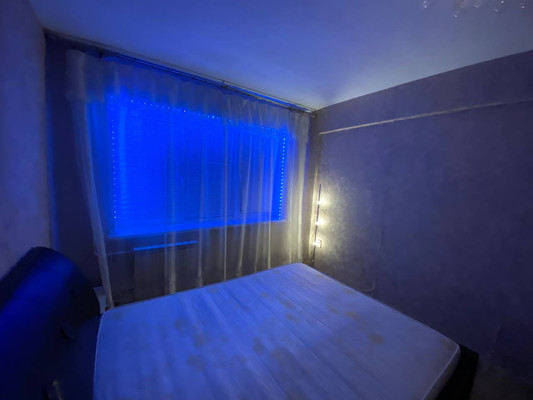 Продам двухкомнатную (2-комн.) квартиру, Амурская ул, 16, Красноярск г