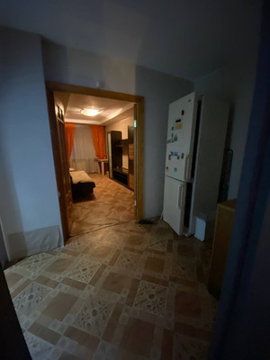 Продам двухкомнатную (2-комн.) квартиру, Амурская ул, 16, Красноярск г