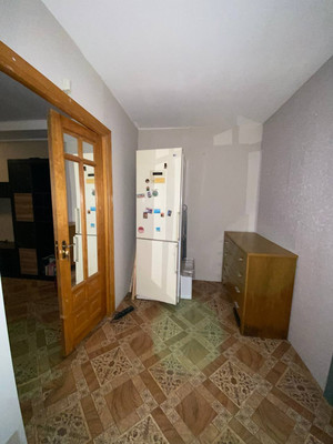 Продам двухкомнатную (2-комн.) квартиру, Амурская ул, 16, Красноярск г