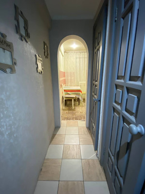 Продам двухкомнатную (2-комн.) квартиру, Амурская ул, 16, Красноярск г