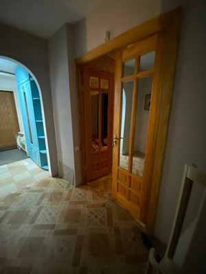 Продам двухкомнатную (2-комн.) квартиру, Амурская ул, 16, Красноярск г