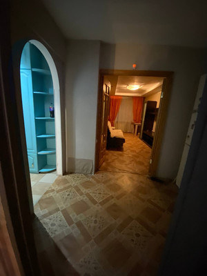 Продам двухкомнатную (2-комн.) квартиру, Амурская ул, 16, Красноярск г