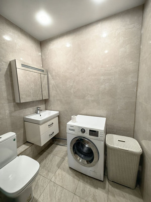 Продам трехкомнатную (3-комн.) квартиру, Кузнецова ул, 8, Иваново г