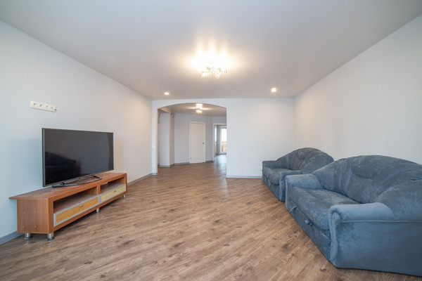 Сдам трехкомнатную (3-комн.) квартиру, Шейнкмана ул, 110, Екатеринбург г