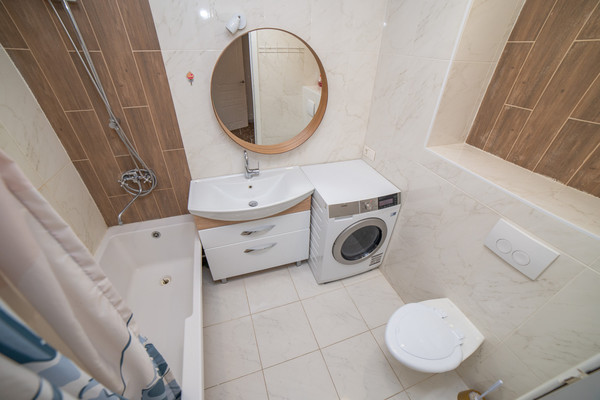 Сдам трехкомнатную (3-комн.) квартиру, Шейнкмана ул, 110, Екатеринбург г