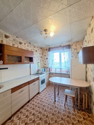 Продам трехкомнатную (3-комн.) квартиру, Гагарина ул, 124, Чехов г