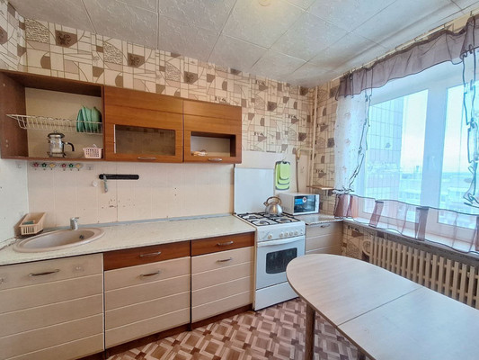 Продам трехкомнатную (3-комн.) квартиру, Гагарина ул, 124, Чехов г