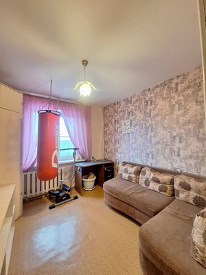 Продам трехкомнатную (3-комн.) квартиру, Гагарина ул, 124, Чехов г