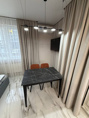 Продам однокомнатную (1-комн.) квартиру, Парковая ул, 3, Молодежное пгт