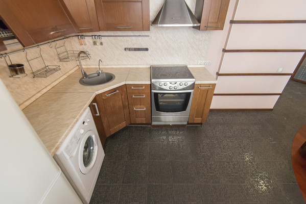 Продам однокомнатную (1-комн.) квартиру, Ворошиловский пр-кт, 9, Ростов-на-Дону г