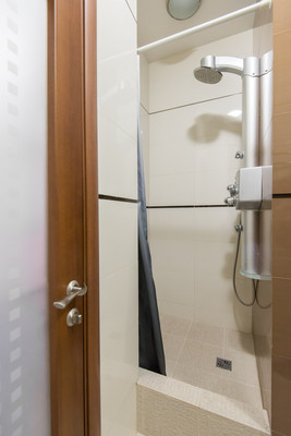 Продам однокомнатную (1-комн.) квартиру, Ворошиловский пр-кт, 9, Ростов-на-Дону г