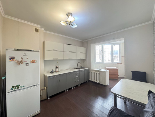 Продам трехкомнатную (3-комн.) квартиру, Московская ул, 5, Нальчик г