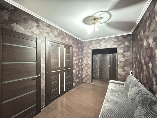 Продам трехкомнатную (3-комн.) квартиру, Московская ул, 5, Нальчик г