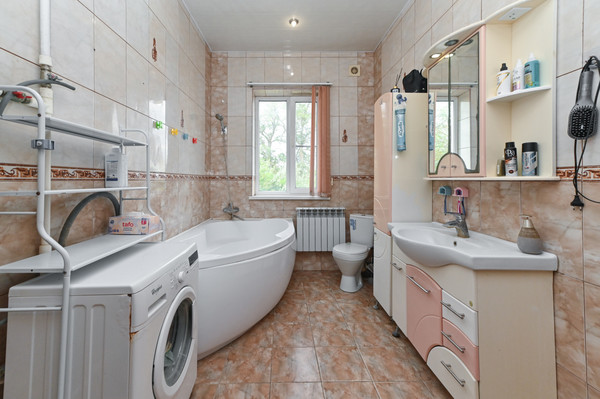 Продам дом, Ленина ул, 110А, Колузаево х, 0 км от города